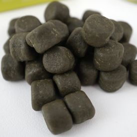 EasyReefs Easy Masstick Fish Food Close-up View